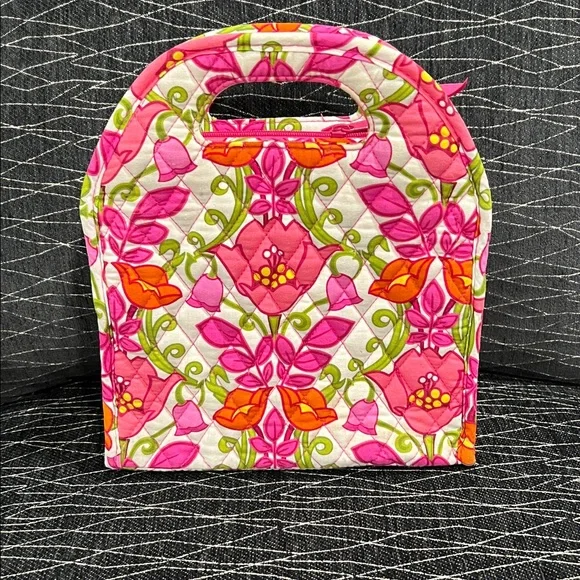 Vera Bradley insulted lunch tote. Great condition with a few light spots. - Picture 4 of 10